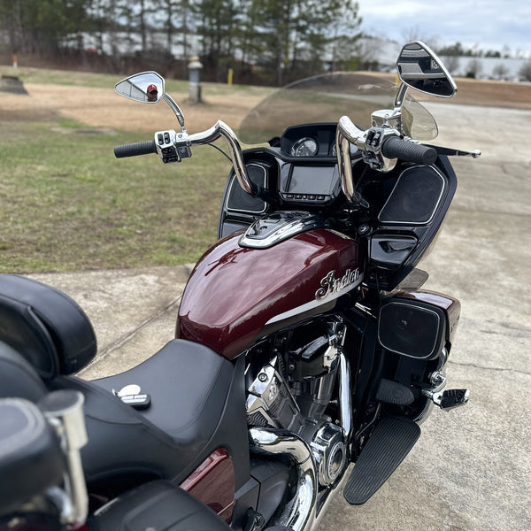 Comanche Bagger for '20-26 Challenger | Indian Handlebars